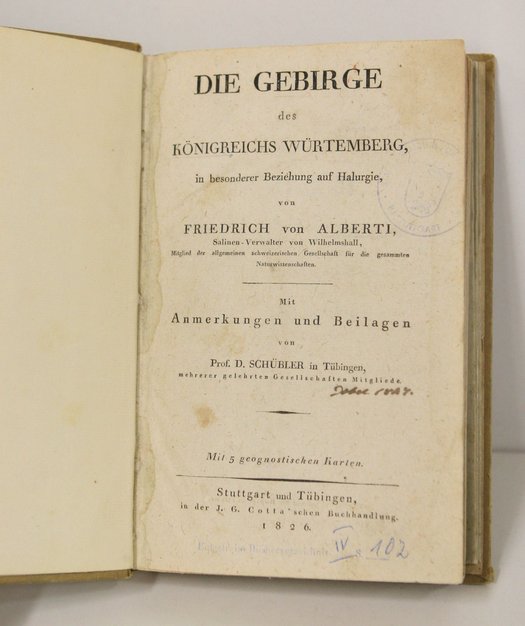 Erste Seite des historischen Buches "Die Gebirge des Königreichs Würtemberg in besonderer Beziehung auf Halurgie" von Friedrich von Alberti