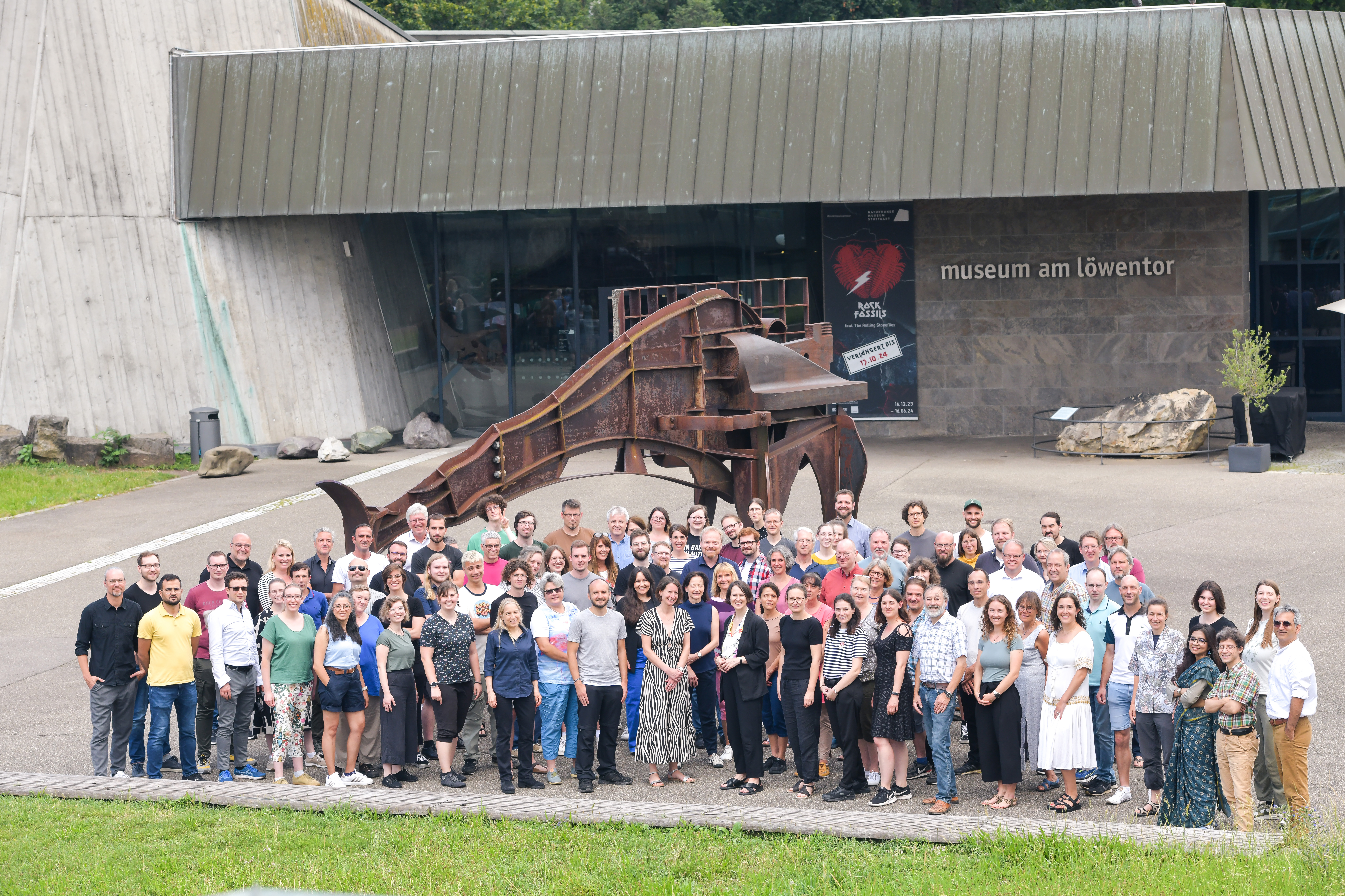 Gruppenbild der Belegschaft des Naturkundemuseum Stuttgart